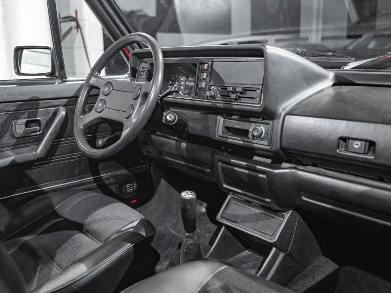VW GOLF I 1500 * Cabriolet * Entièrement rénovée * 1983 * VENDUE *