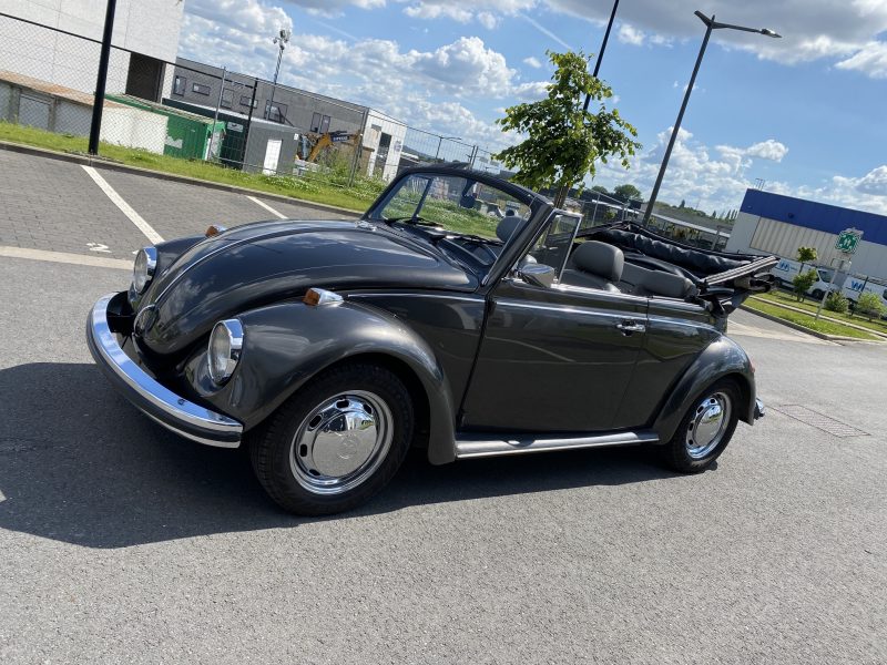 VW Coccinelle Cabriolet 1300 * 1970 * Très bon état *