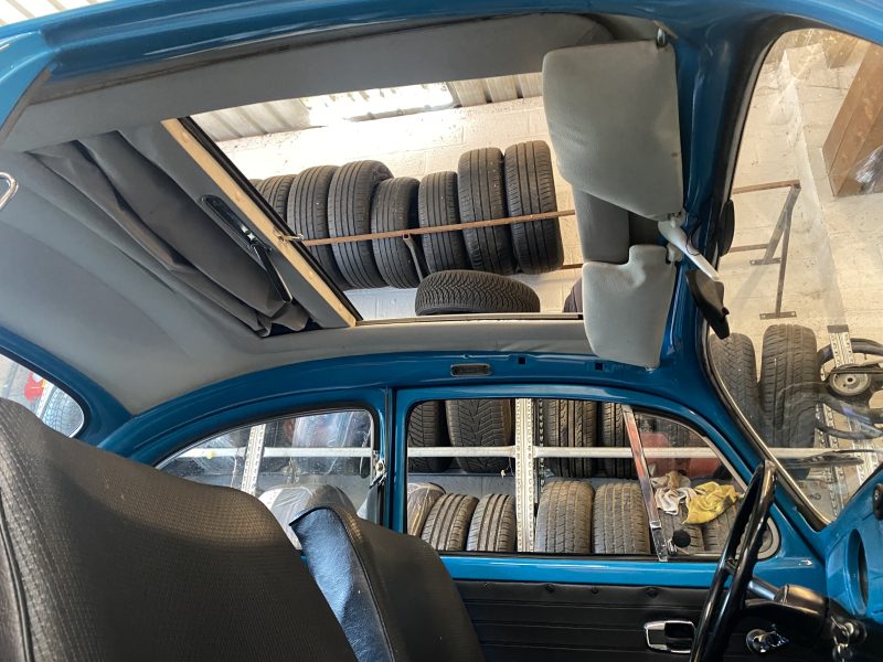 Volkswagen Coccinelle 1200 – 1977 - TOIT OUVRANT Riviera -