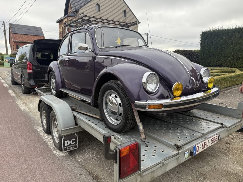 VW Coccinelle 1200 * 1975 * Violet Porsche *
