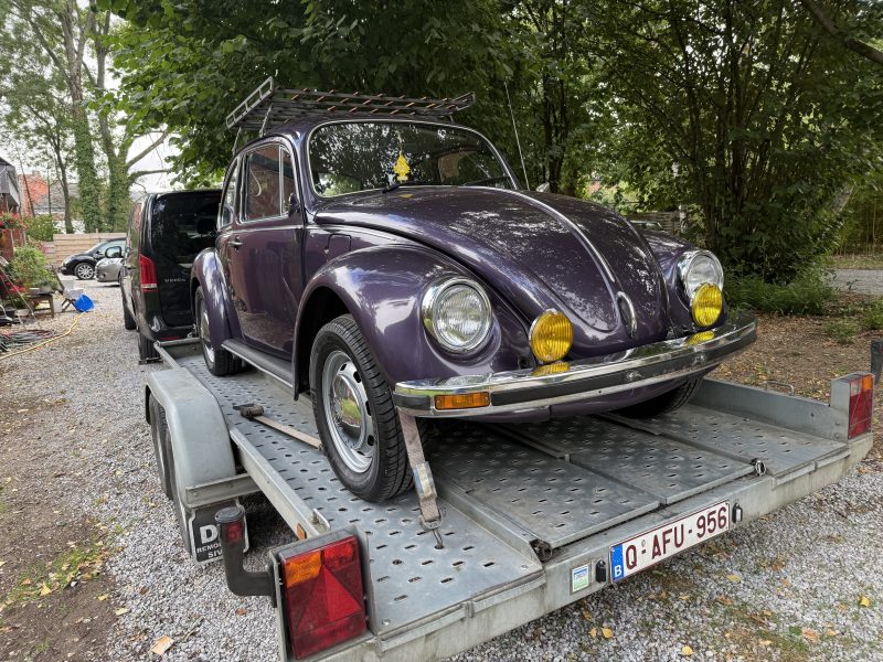 VW Coccinelle 1200 * 1975 * Violet Porsche *