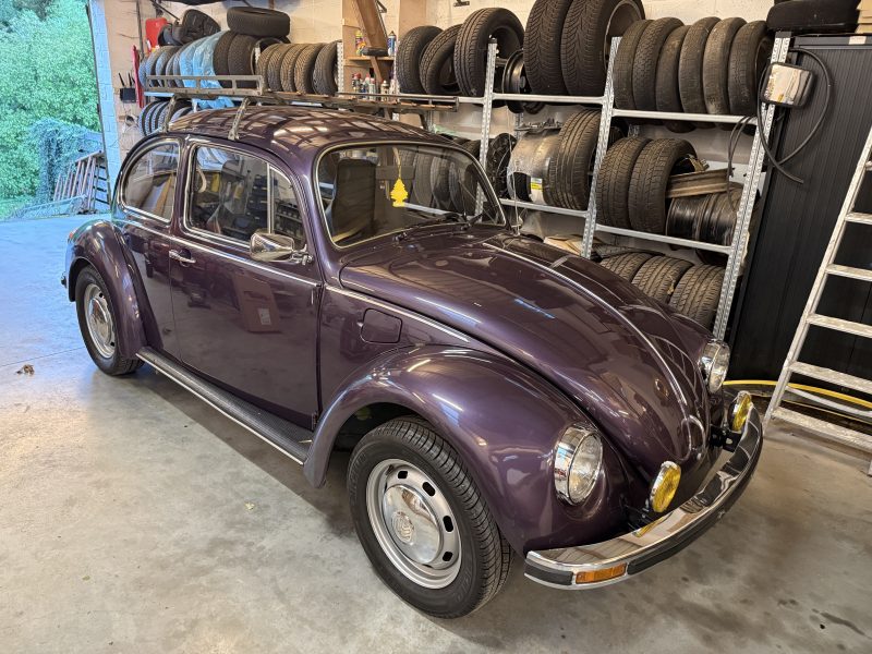 VW Coccinelle 1200 * 1975 * Violet Porsche *